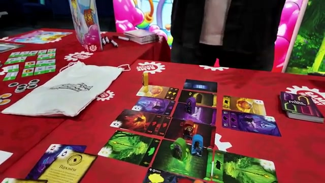 Kartenauslage und Spielfiguren von Die vier Pforten