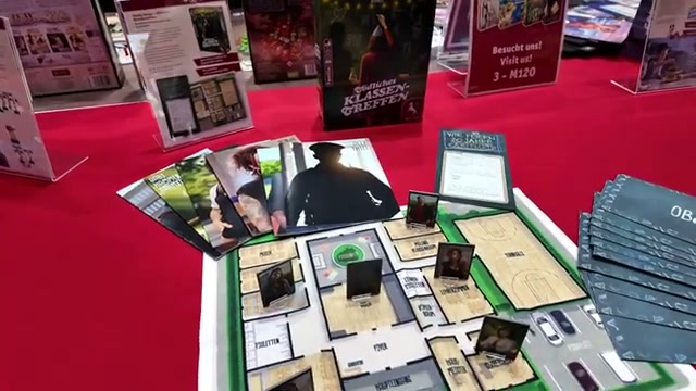 Spielplan und Figuren von Tödliches Klassentreffen